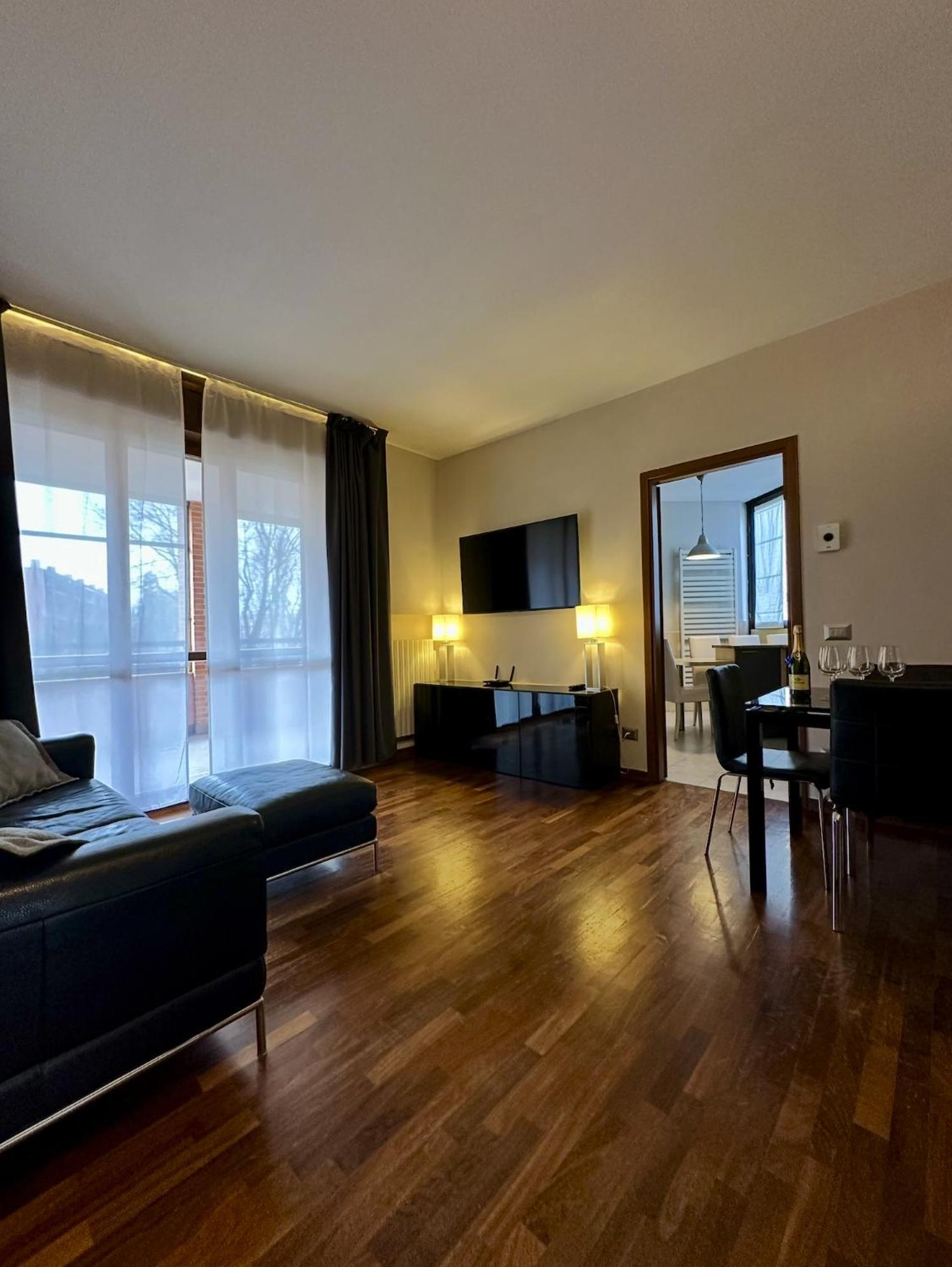 King Apartment Milano Bocconi Eksteriør billede